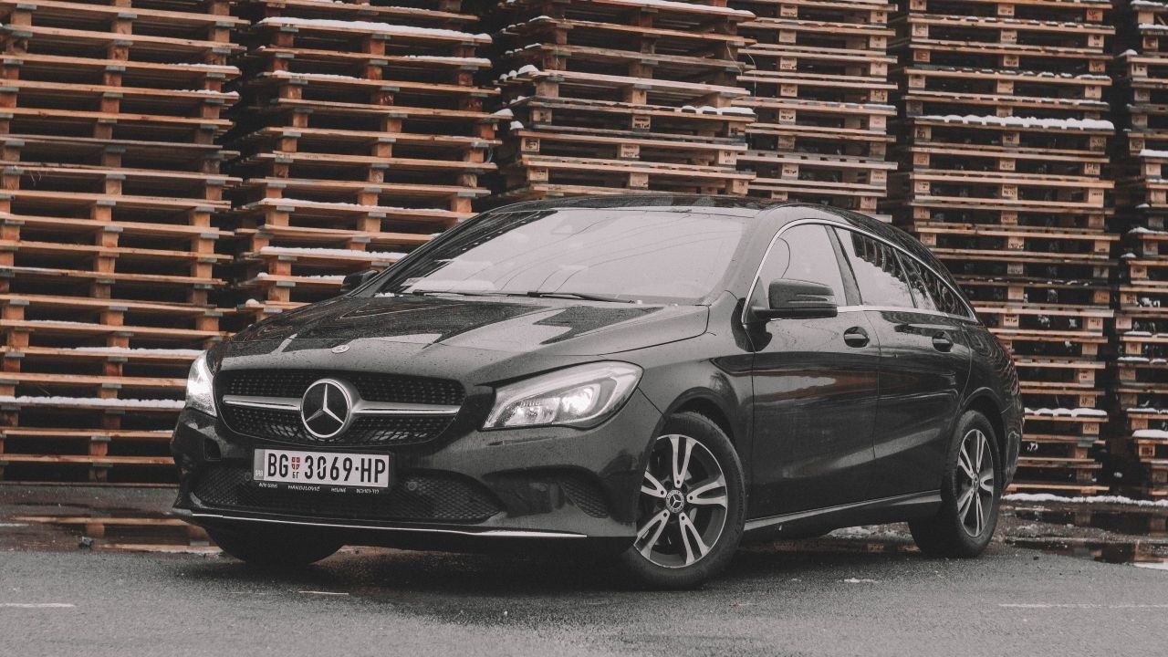 Mercedes CLA 180 Shooting Brake 1