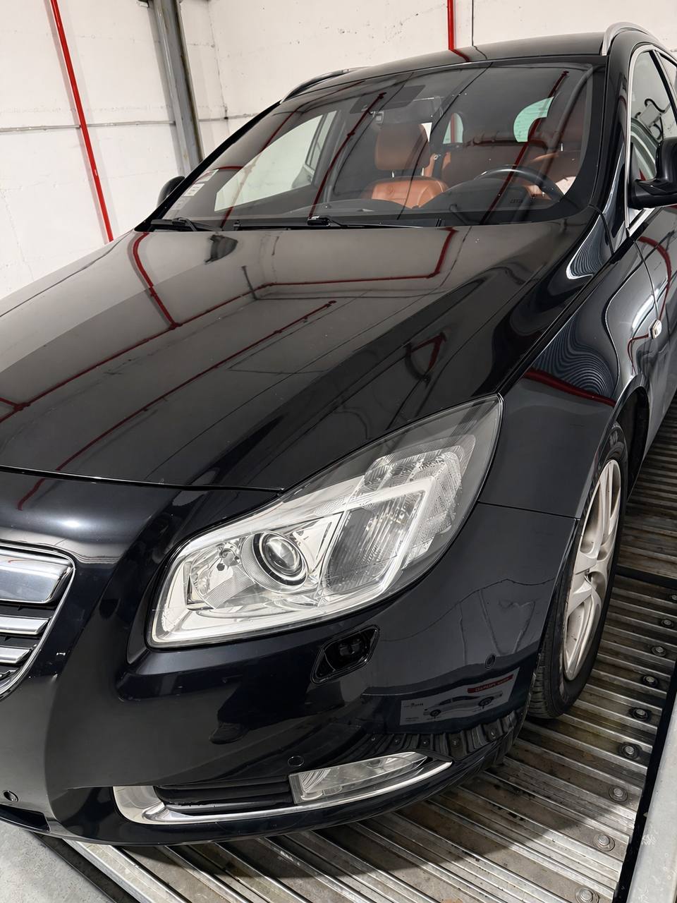 Opel Insignia 2011 1