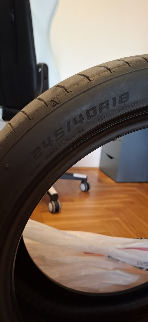 Комплект летней резины Falken Azenis FK520 3