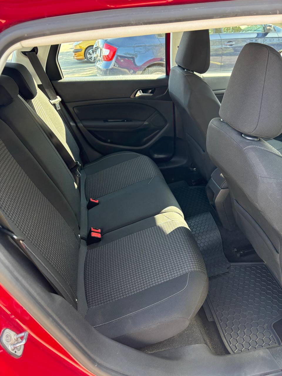 Peugeot 308 SW 2018 5
