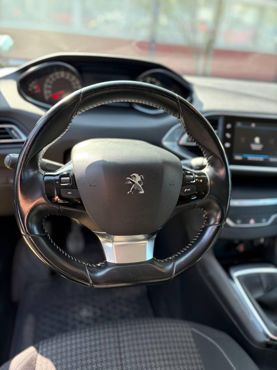 Peugeot 308 SW 2018 6