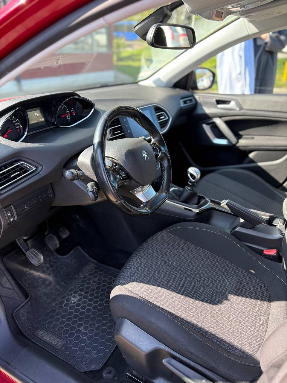 Peugeot 308 SW 2018 4