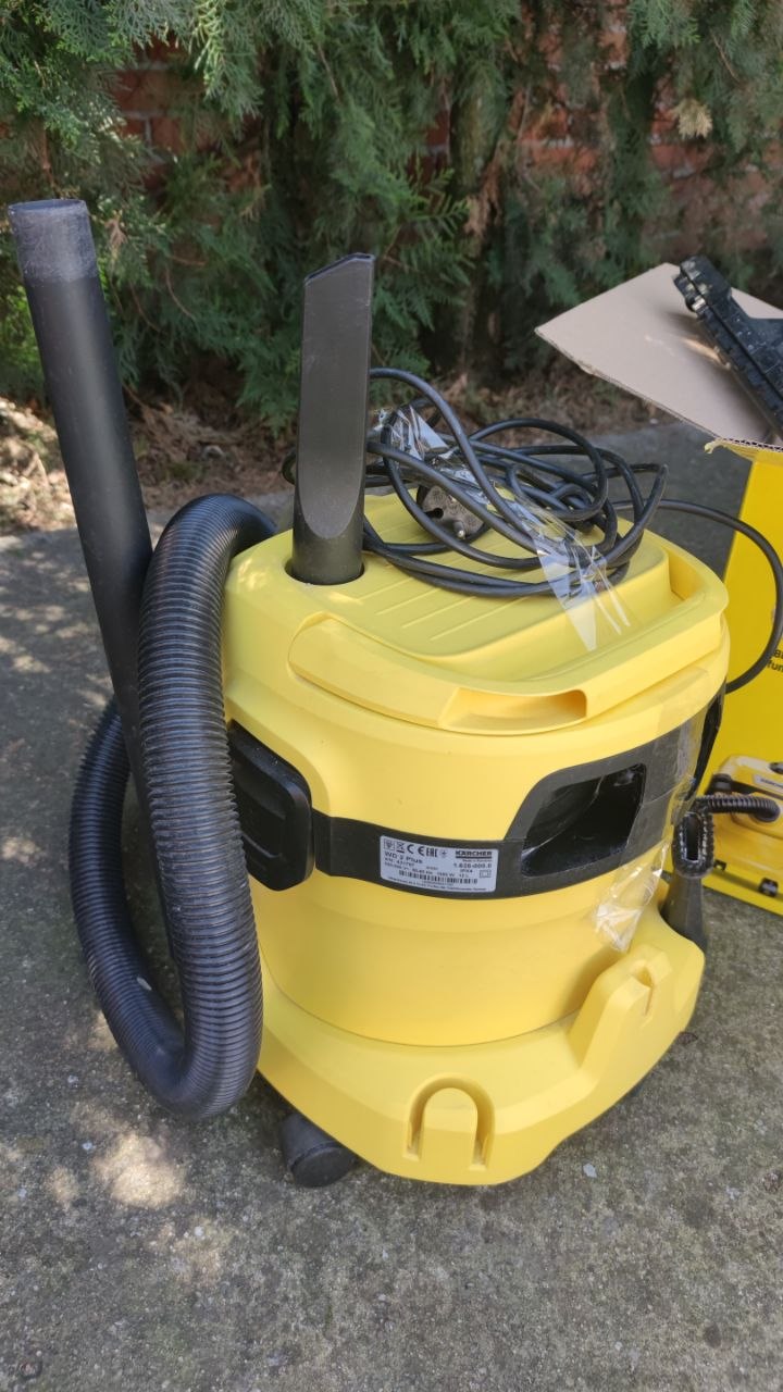 Пылесос KARCHER WD2 PLUS 2
