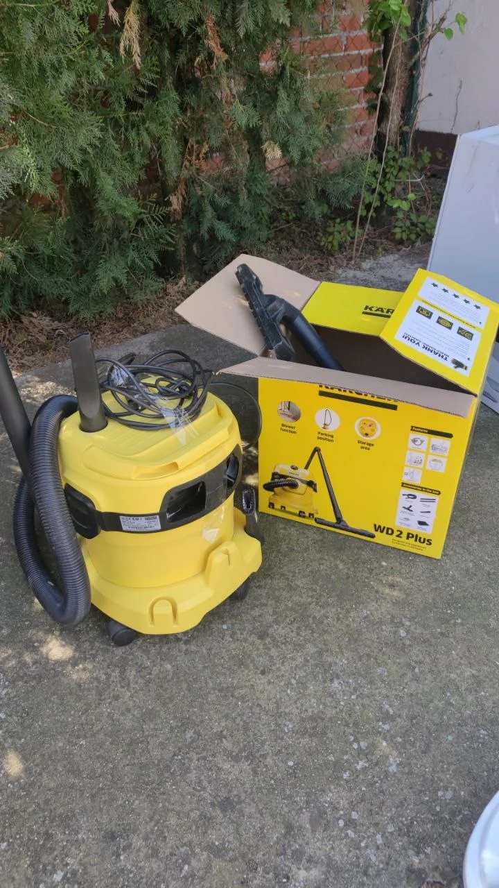 Пылесос KARCHER WD2 PLUS 1
