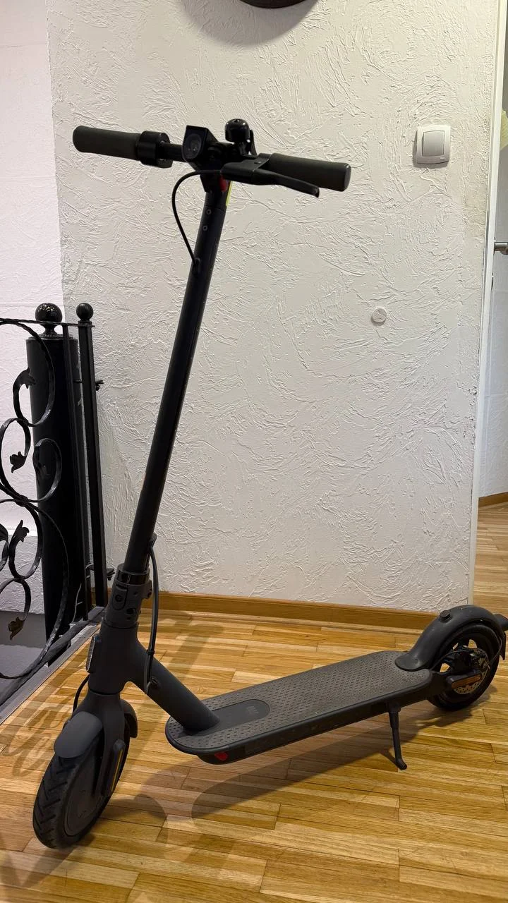 Самокат Xiaomi Essential Scooter 1