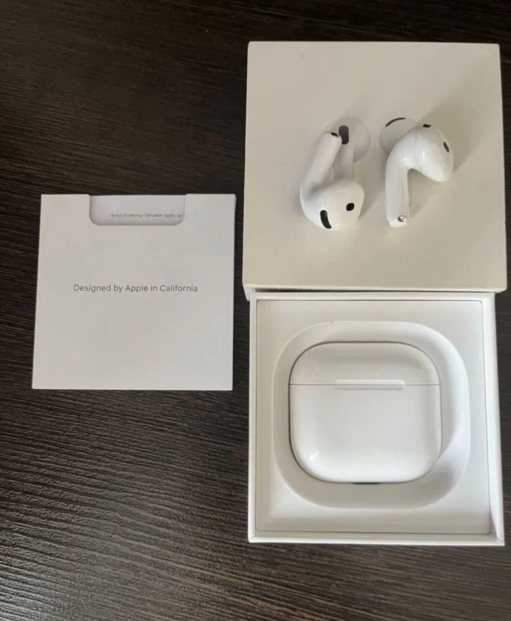 AirPods 4 в состоянии новых 1
