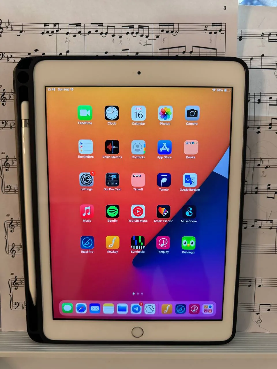 IPad 6 WiFi LTE 32 ГБ и Apple Pencil 1 1