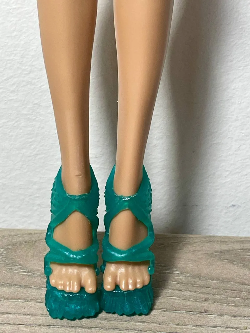 Кукла Monster High Nefera серия Boo York с пирамидкой 3