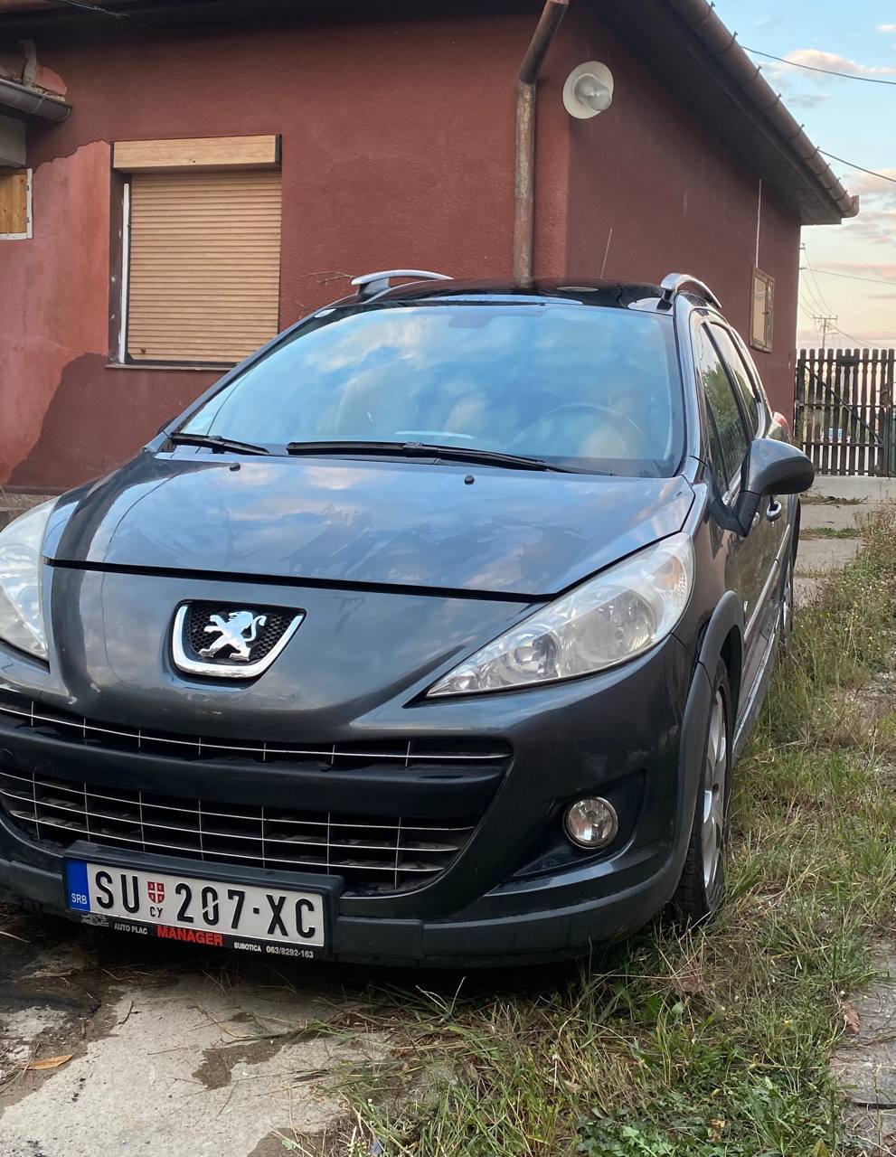 Продаю Peugeot 207 SW, 2010 год 1