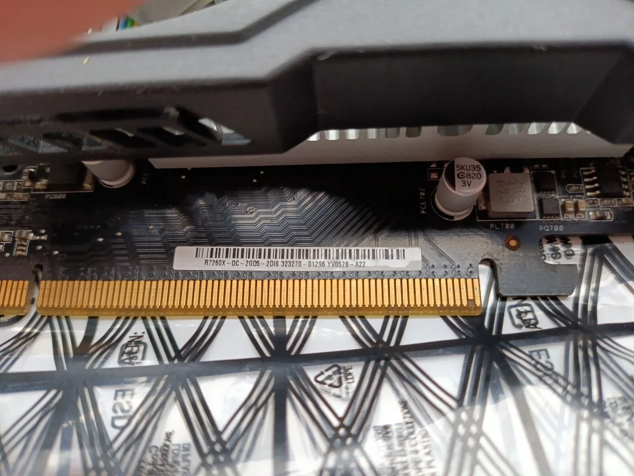 Видеокарта Asus Radeon R7 260x и монитор Viewsonic 2