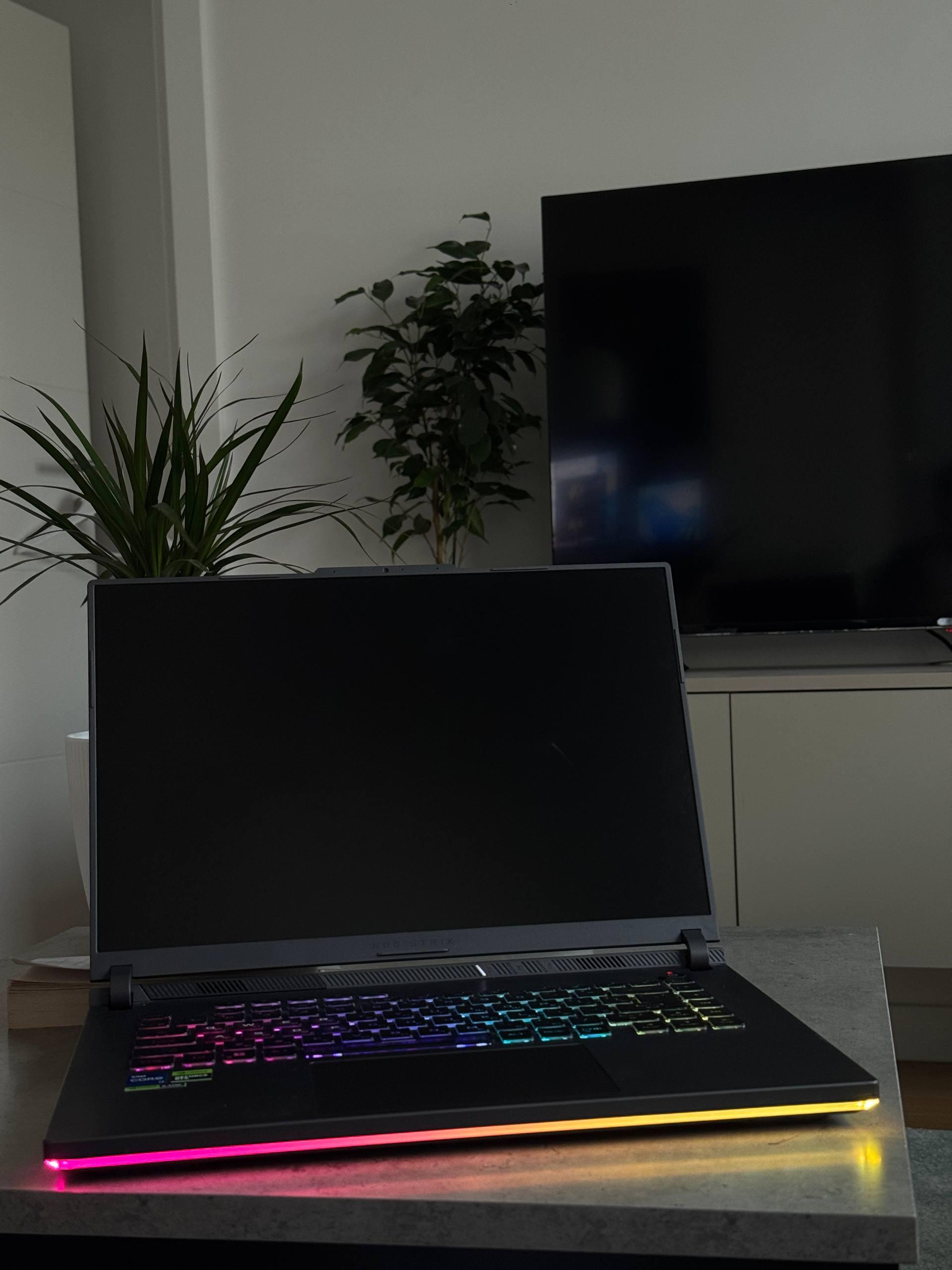 Игровой ноутбук ASUS ROG Strix G16 2023 2