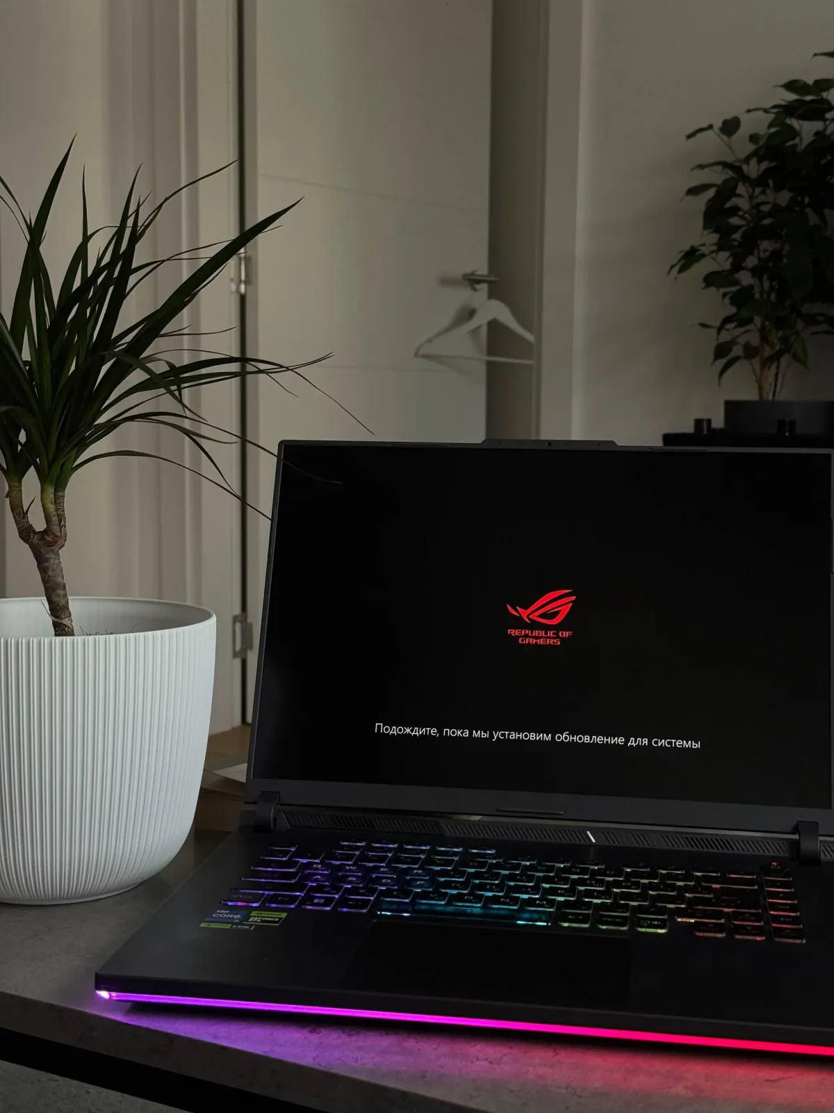 Игровой ноутбук ASUS ROG Strix G16 2023 1