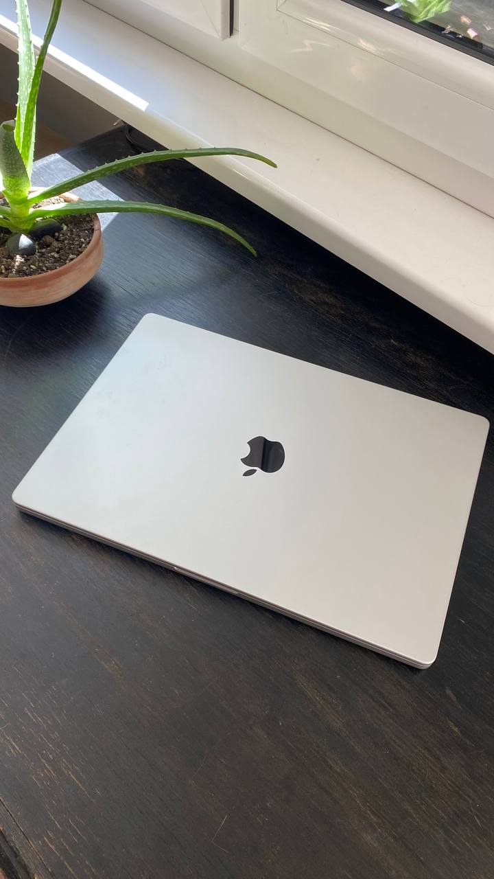 MacBook Pro 16 M2 Max 32GB 1TB 2023 3