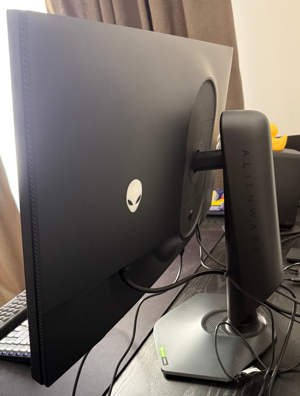 Игровой монитор Alienware AW2724DM 27 2
