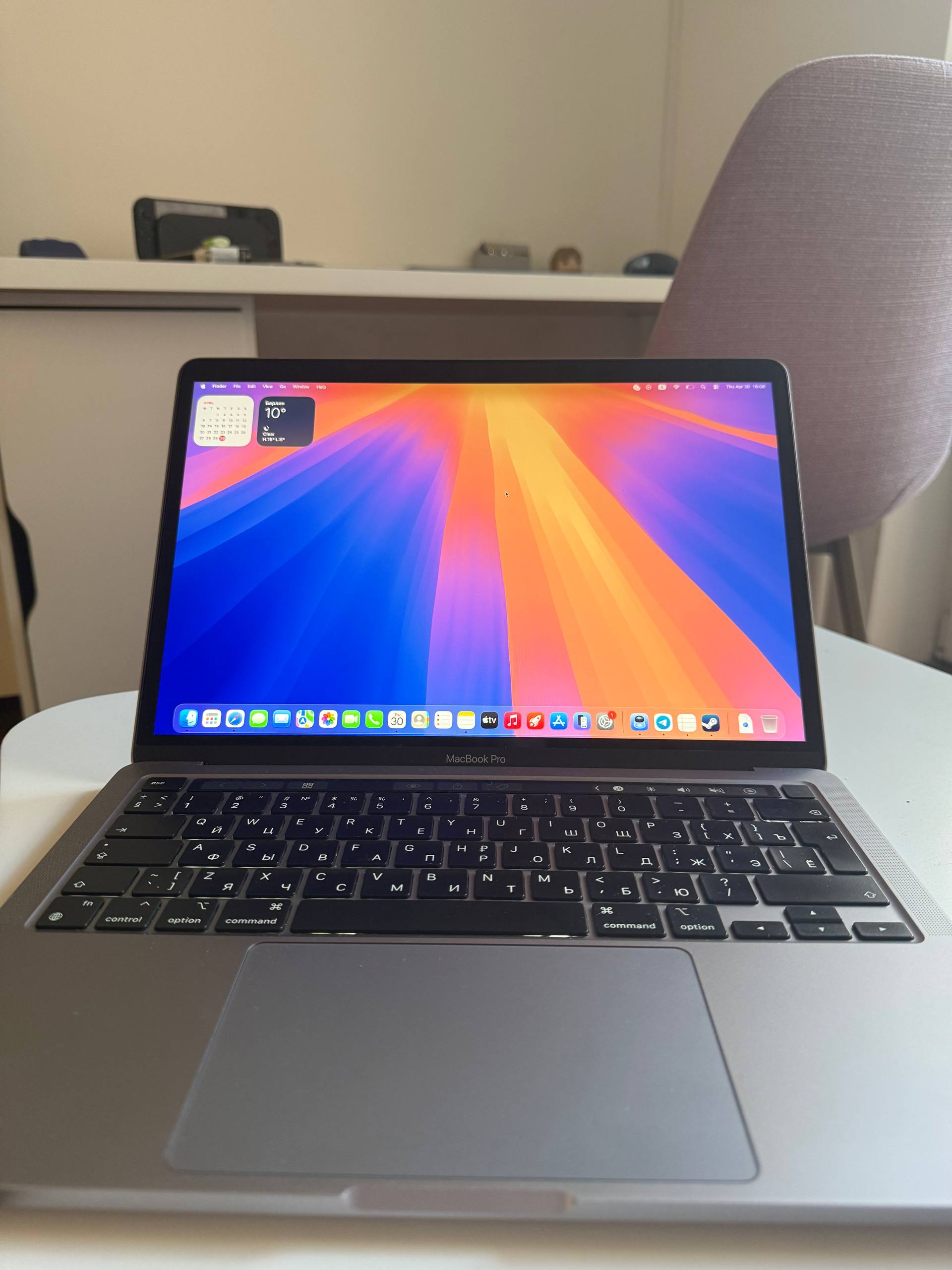MacBook Pro 13 M1 8 256 1