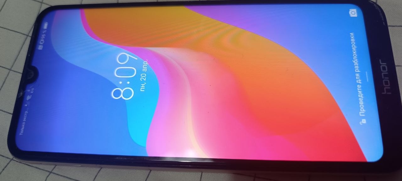 Телефон Honor 8a 32GB 2