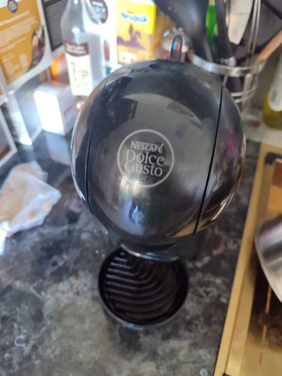 Кофемашина капсульная Dolce Gusto Суботица 1