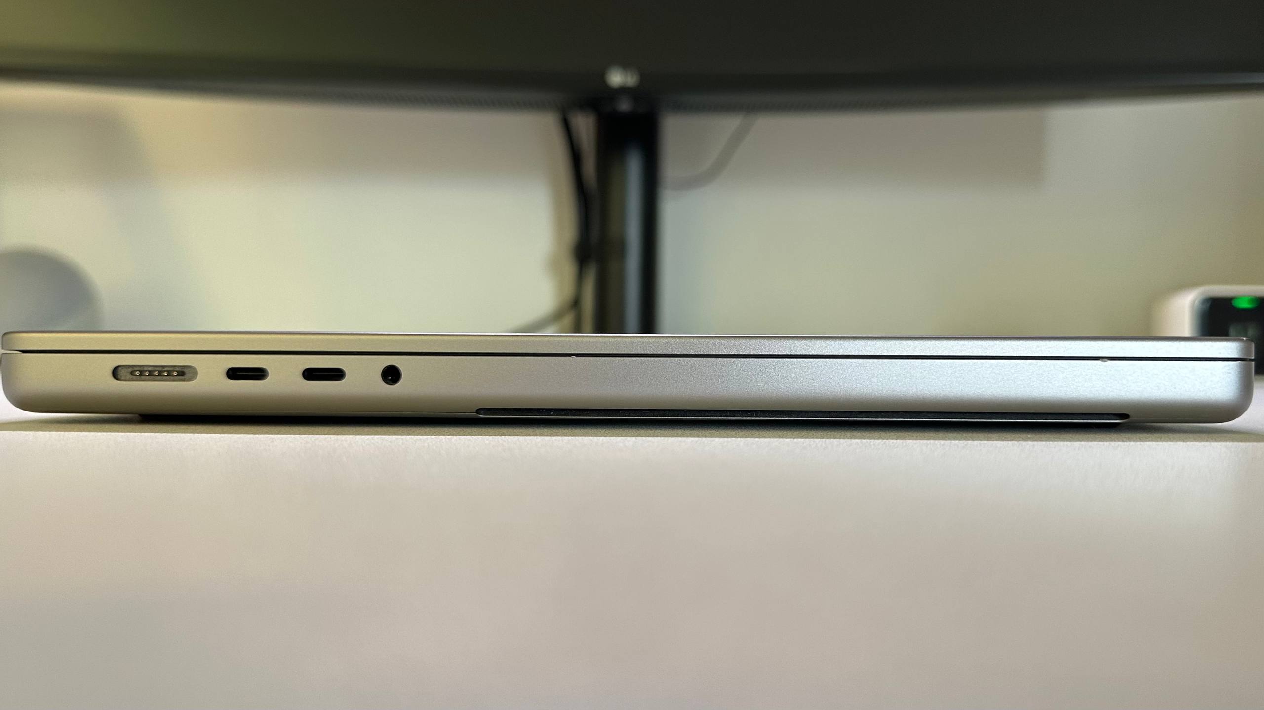 MacBook Pro 16 M2 Pro 16 512 5