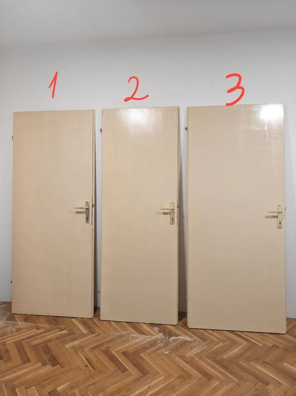 Межкомнатные двери три штуки Нови-Сад 1
