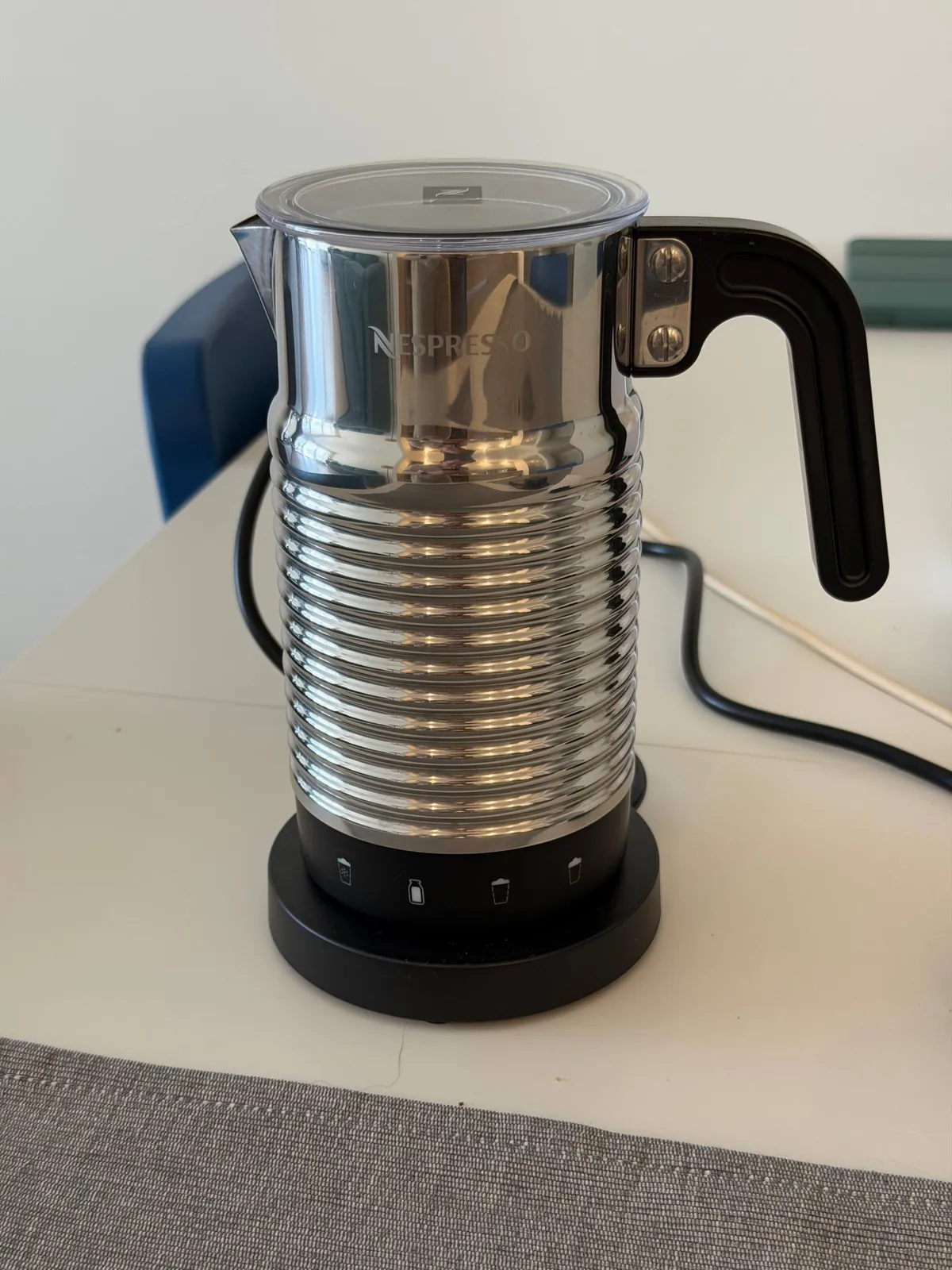 Капучинатор Nespresso Aeroccino 4 как новый 1