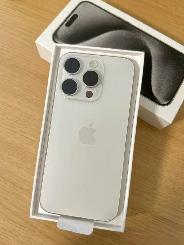 iPhone 15 Pro 90 процентов 1