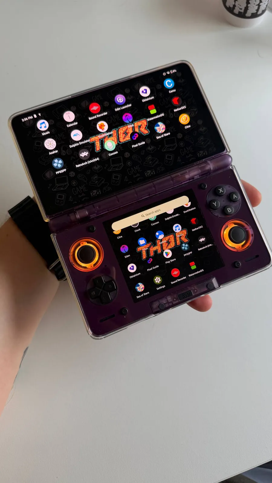 Игровая консоль Ayn Thor Pro Batch 6 Android хэндхелд 1