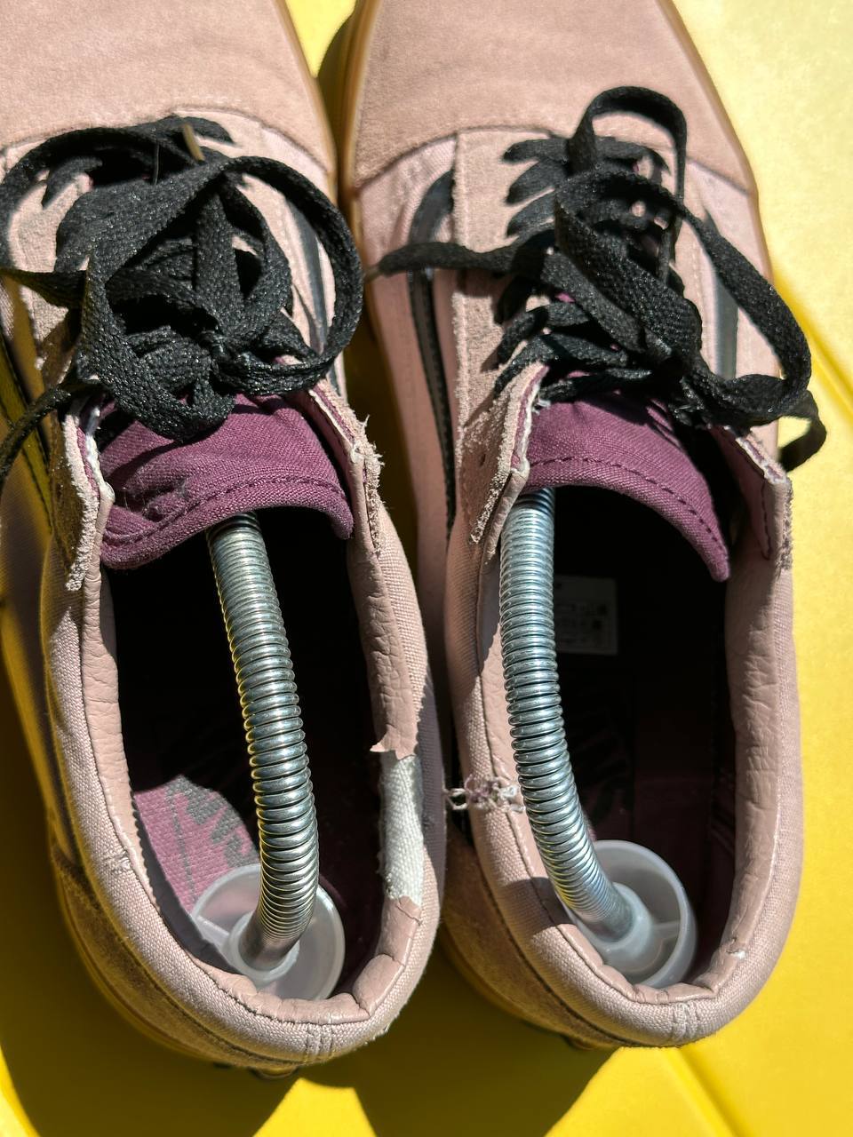 Кроссовки Vans и футболка Supreme 6