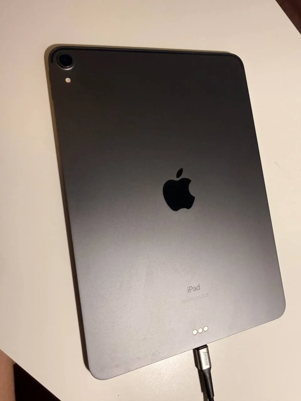 IPad Pro 11 дюймов 2018 64 ГБ с трещиной экрана Нови-Сад 4