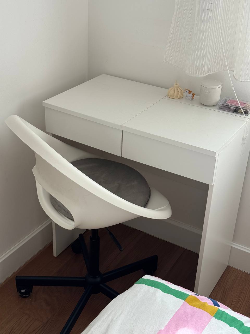 Стул крутящийся IKEA 1
