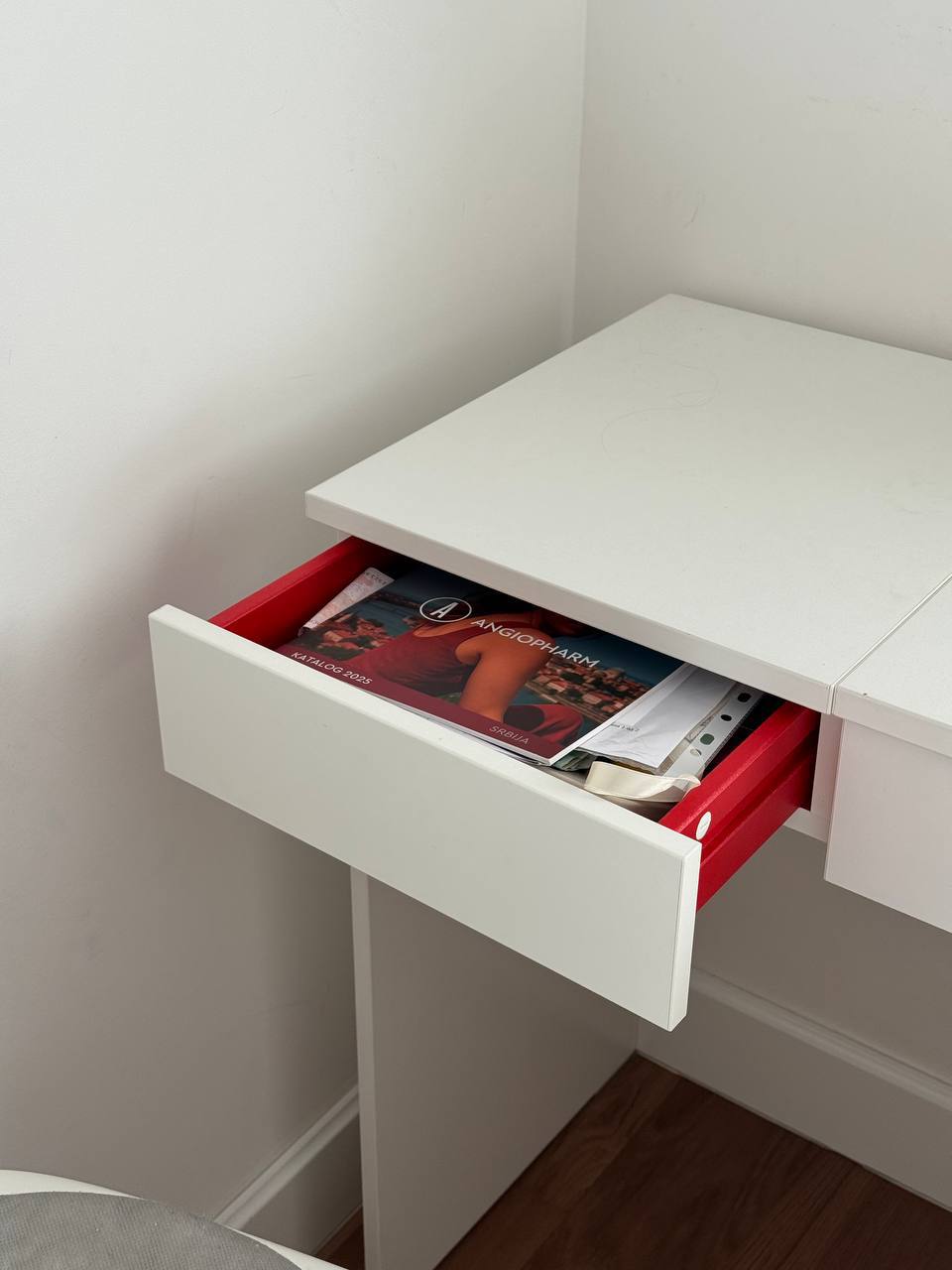 Туалетный столик IKEA 2