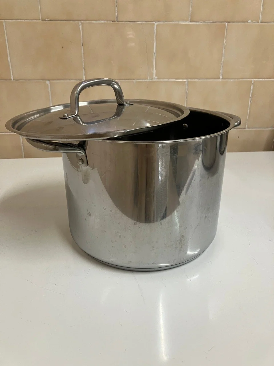 Кастрюли IKEA и Metro Professional 4