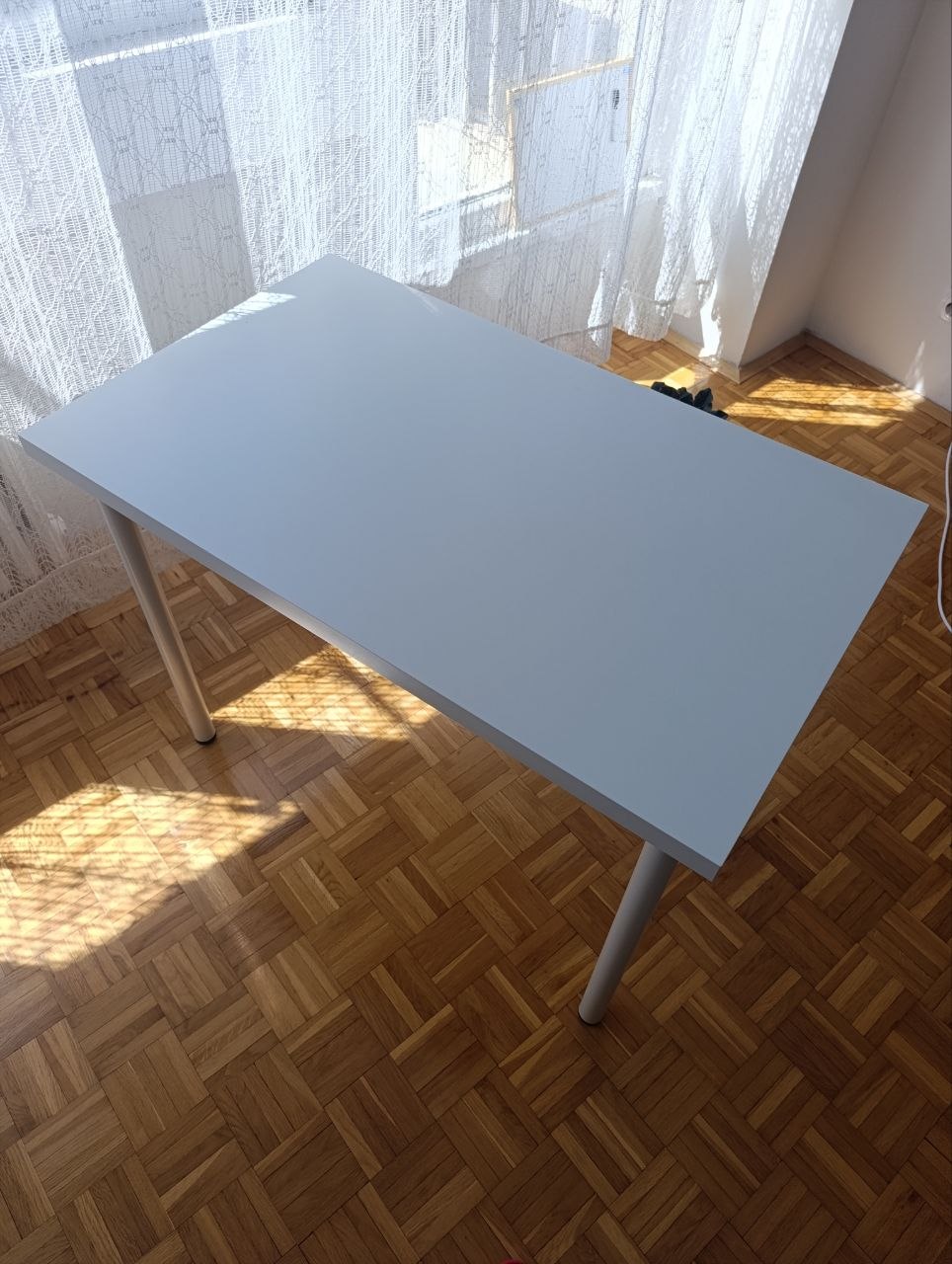 Рабочий стол IKEA LINNMON 2