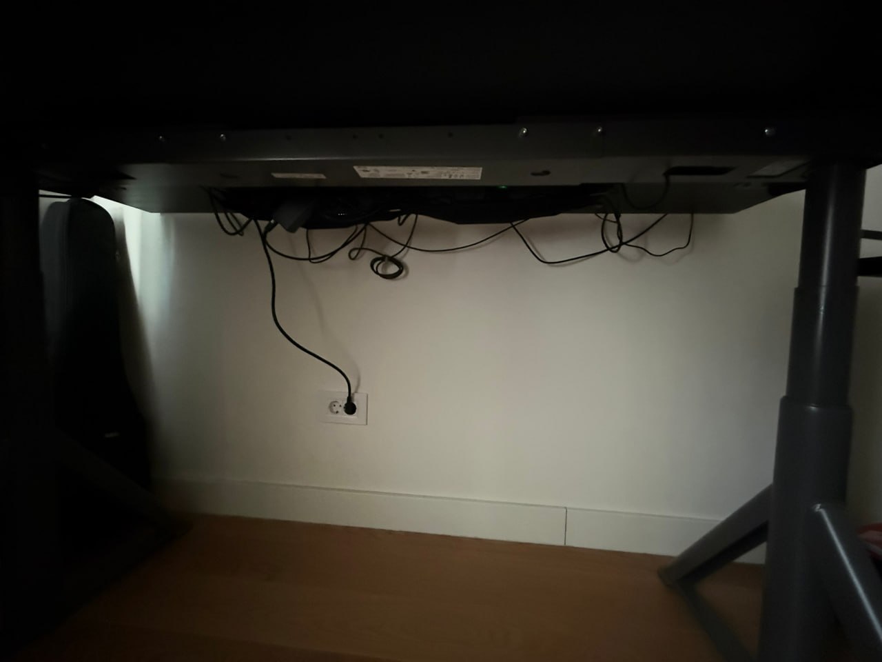 Стол IKEA IDASEN с электрорегулировкой 3