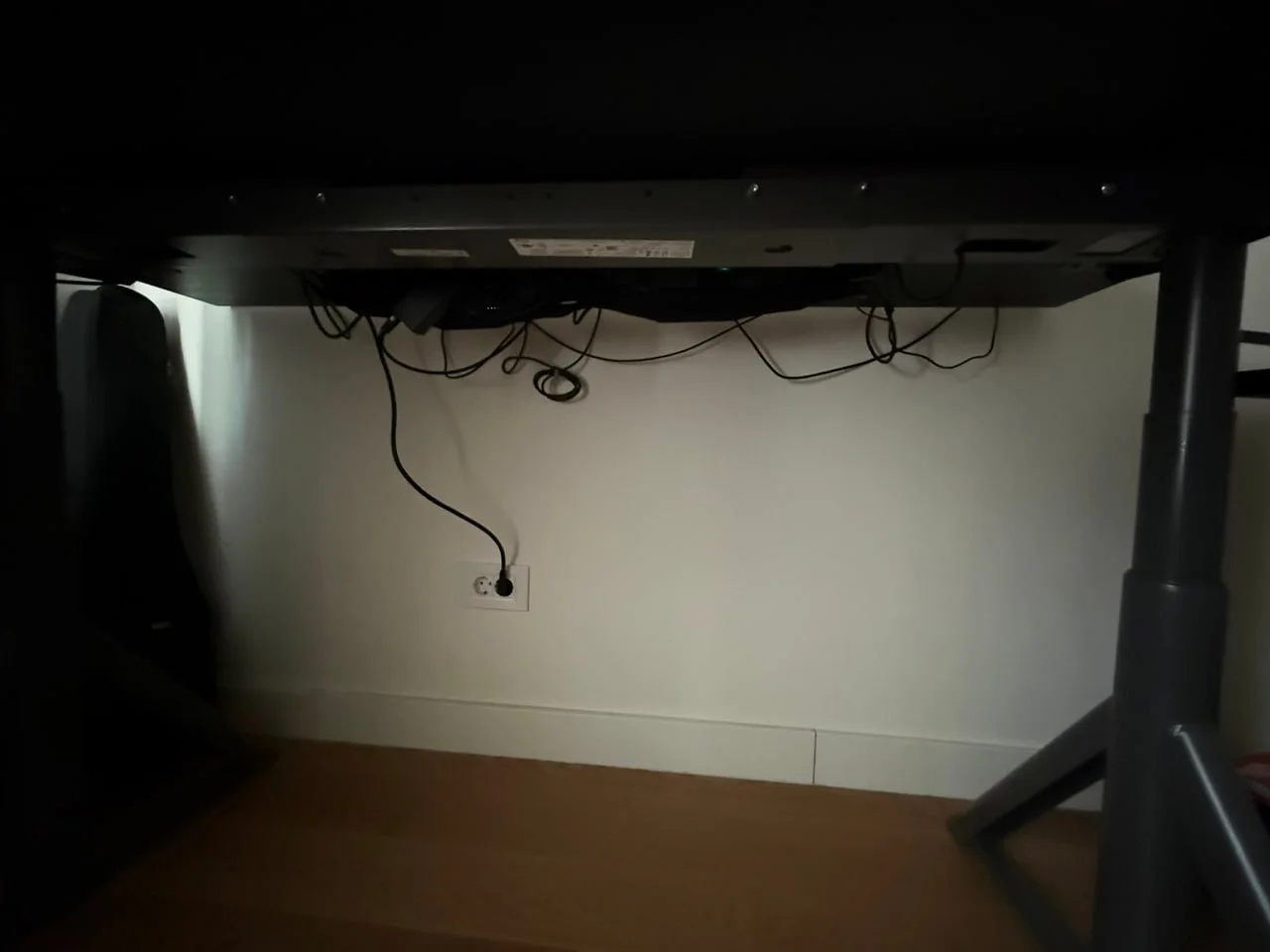 Стол IKEA IDASEN с электрорегулировкой 3