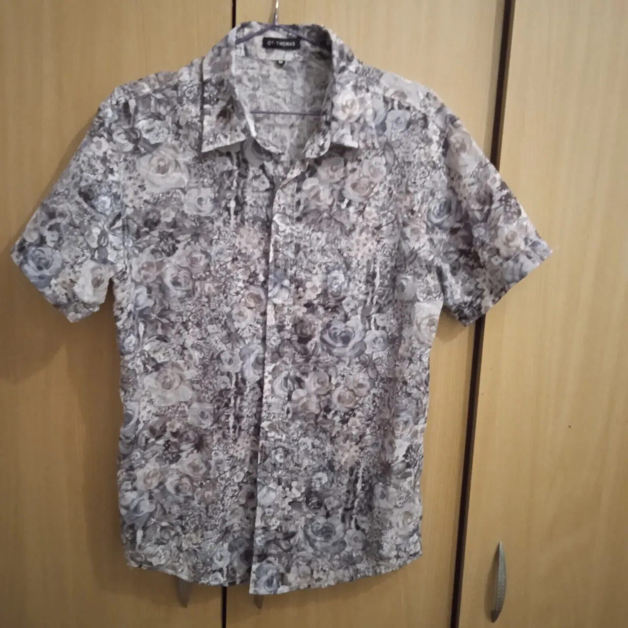 Лот мужских рубашек Uniqlo AEO New Yorker 5 штук 4