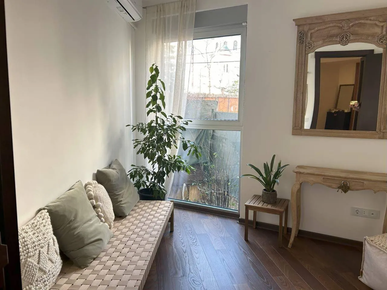 Квартира 4к 160 м² с двором 70 м² Врачар аренда 2