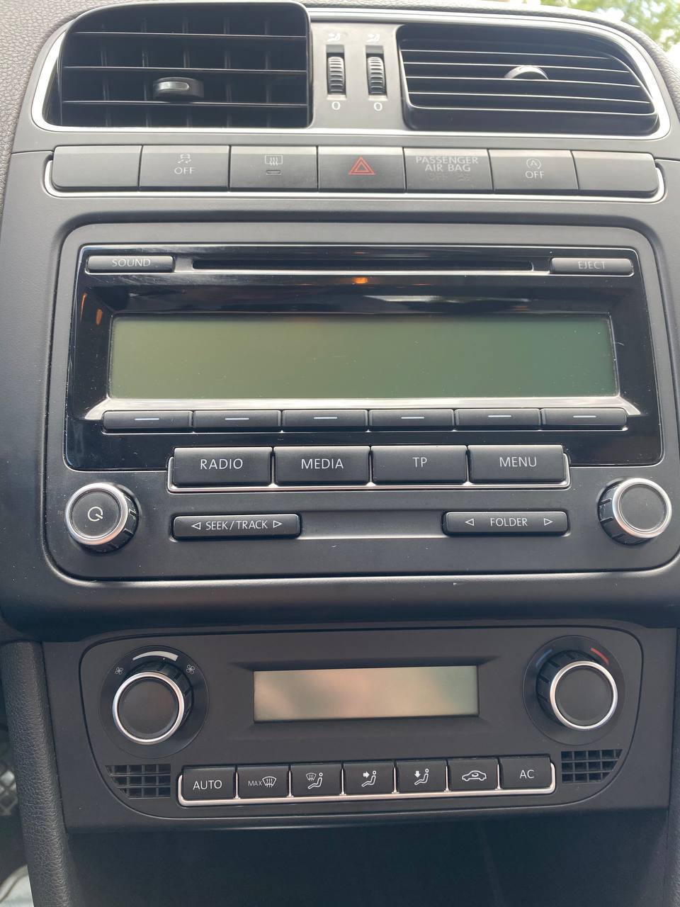 Volkswagen Polo 1.6 TDI 2010 5