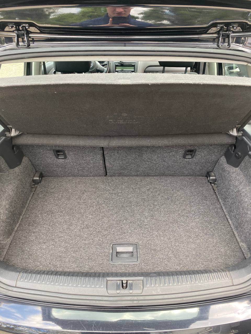 Volkswagen Polo 1.6 TDI 2010 9