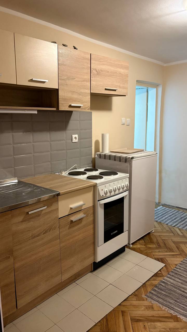 Студия Врачар 22м2 1