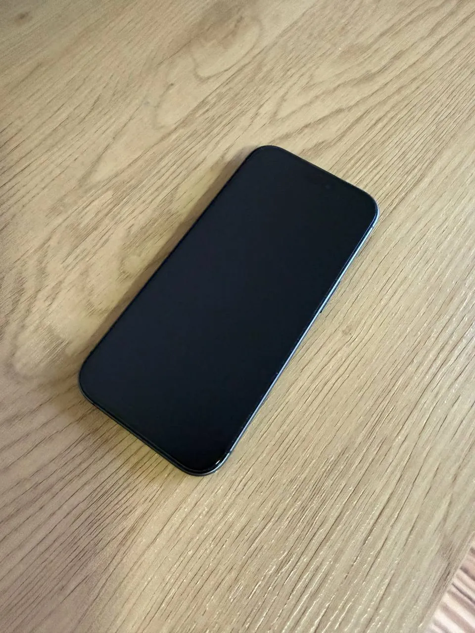 IPhone 17 256 ГБ чёрный 1