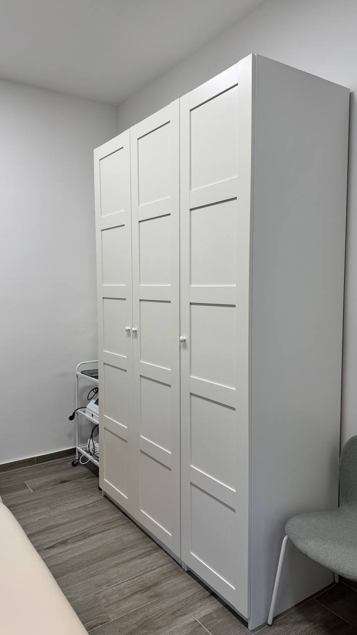 Шкафы стеллажи и диван IKEA JYSK 1