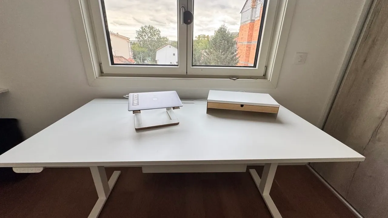 Стол IKEA MITTZON подъёмный электрический 160×80 см 1