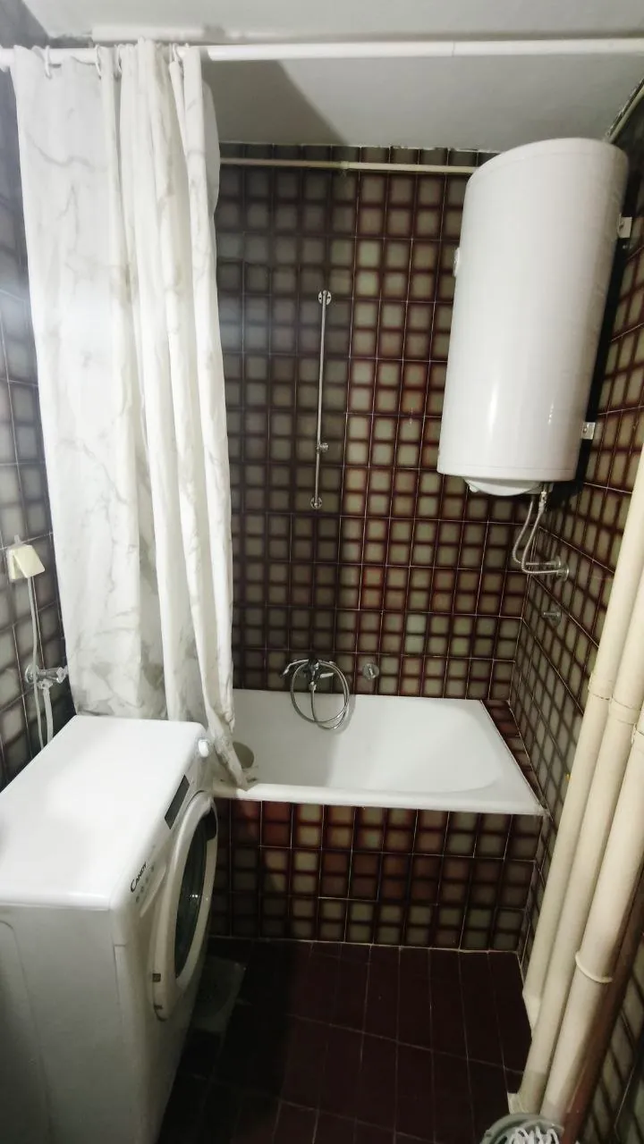 Трёхкомнатная квартира 58 м² Звездара без комиссии 9