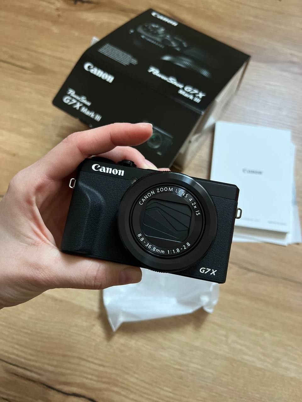 Камера Canon PowerShot G7 X Mark III 1