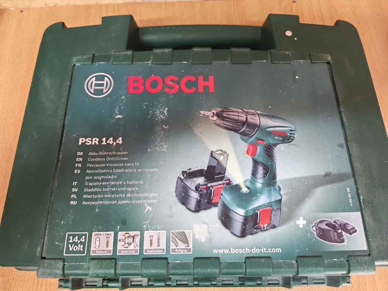Шуруповёрт BOSCH б/у в комплекте с кейсом 1