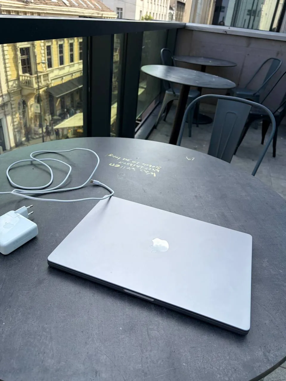 MacBook Pro 16 M1 Pro 16 ГБ 512 ГБ 1