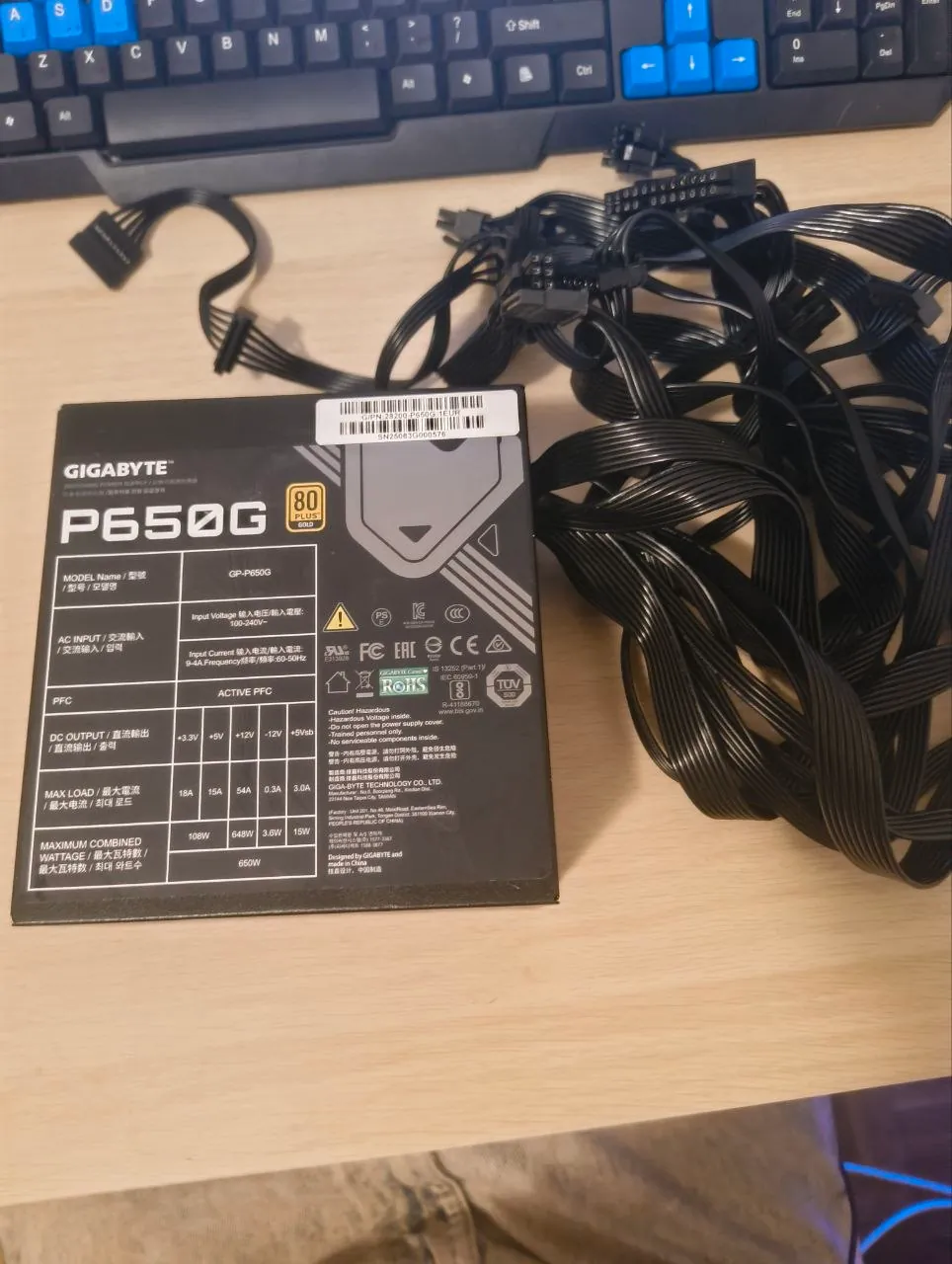 Блок питания Gigabyte GP-P650G 650W 80+ Gold 2