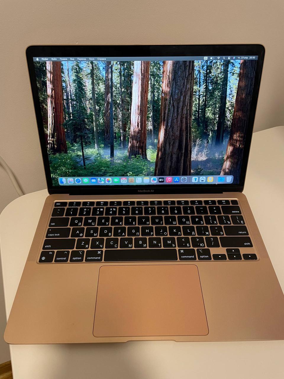 MacBook Air M1 13 8 256 Gold 1