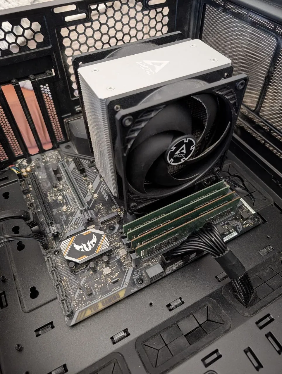 Комплектующие ПК Ryzen 7 5700X3D DDR4 Белград 1