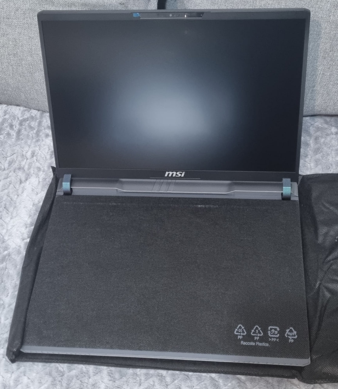 Ноутбук MSI Vector 16 HX RTX 5080 4